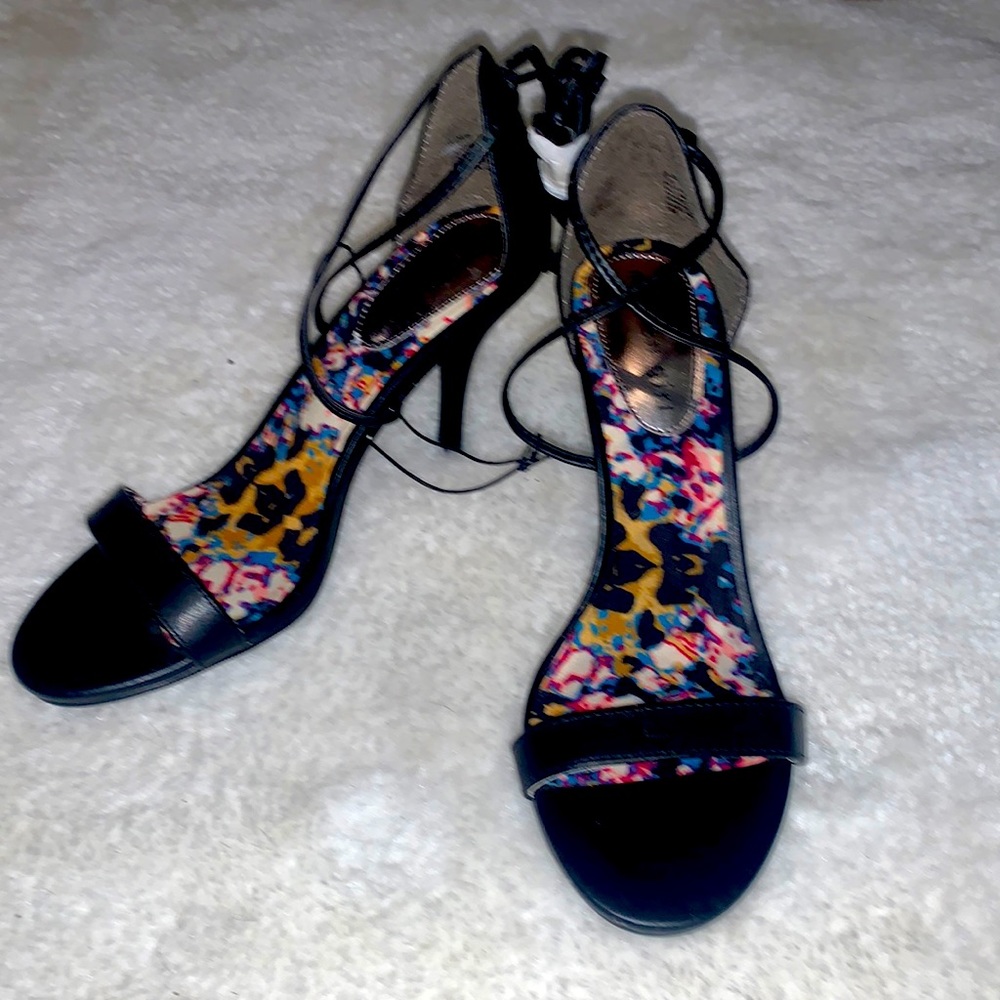 madden girl 7.5 Black Lace up Heels